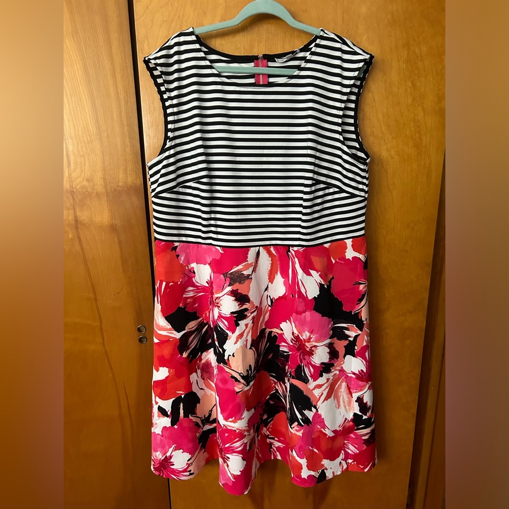 Sandra Darren Casual dress